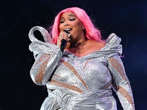 Lizzo: Timeline of Controversies, Including Sexual。